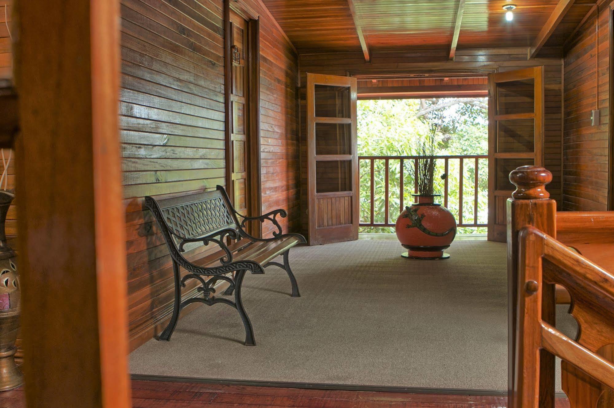 Santa Elena Lodge Cuajiniquil Esterno foto